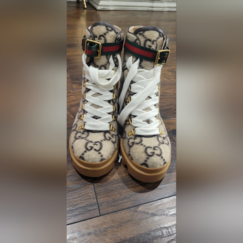 New!!! Gucci Boots